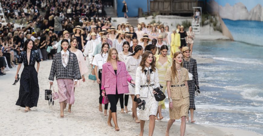 Chanel Verão 2019 e as Bolsas de Palha!